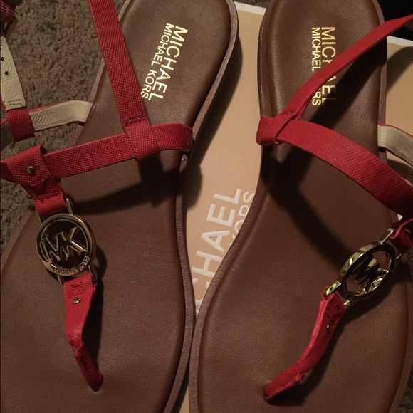 Michael Kors Sondra Sandals - Picture 4 of 4